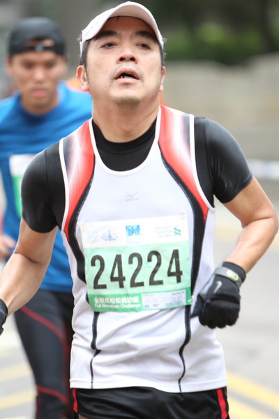 CI2E2729_SimonW