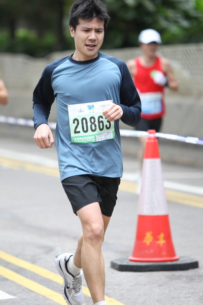 CI2E2736_SimonW