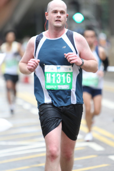 CI2E2772_SimonW