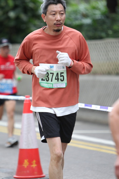 CI2E2833_SimonW