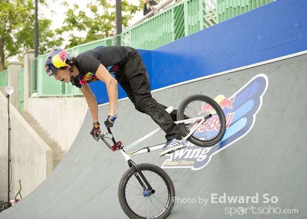 EDS_4295