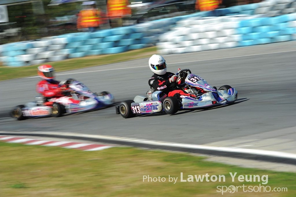 20111211_0368