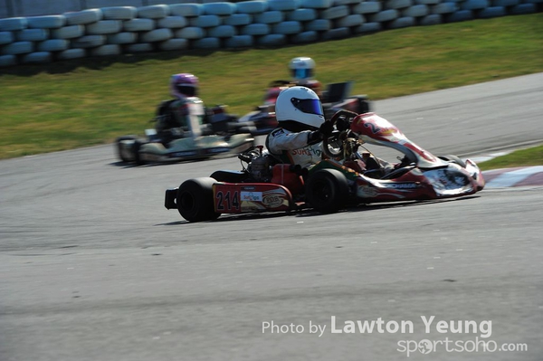 20111211_0371