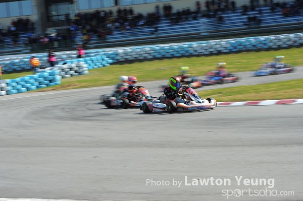 20111211_0374