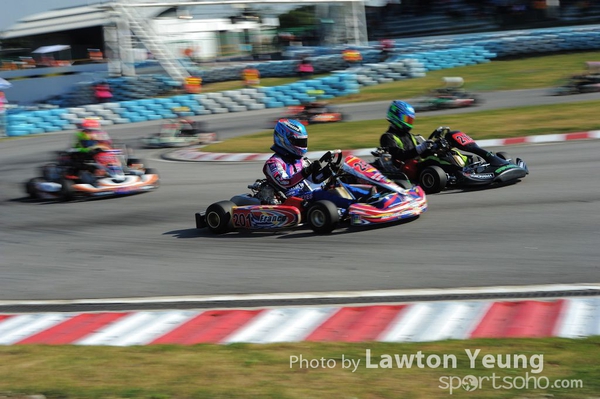 20111211_0384