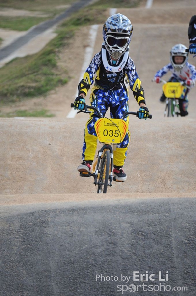 BMX_2214