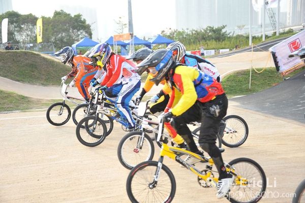 BMX_2429