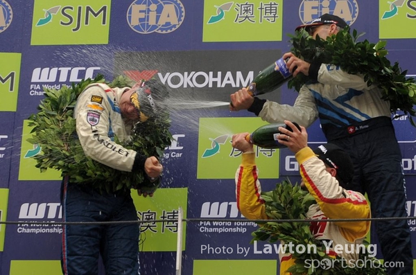 20121118_0440