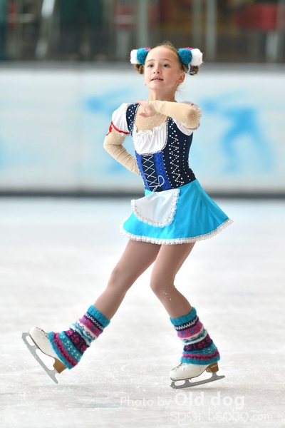 Skating (116)