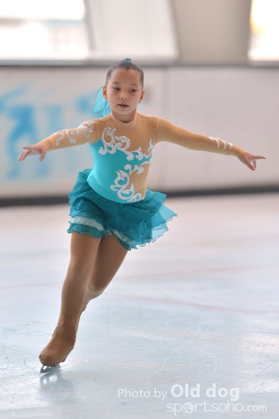 Skating (129)