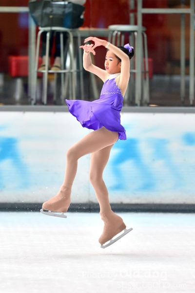 Skating (186)