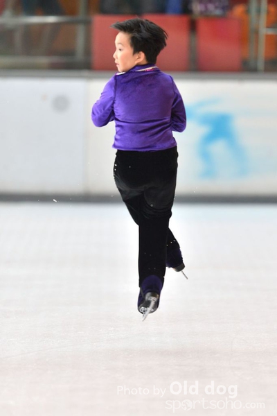 Skating (234)
