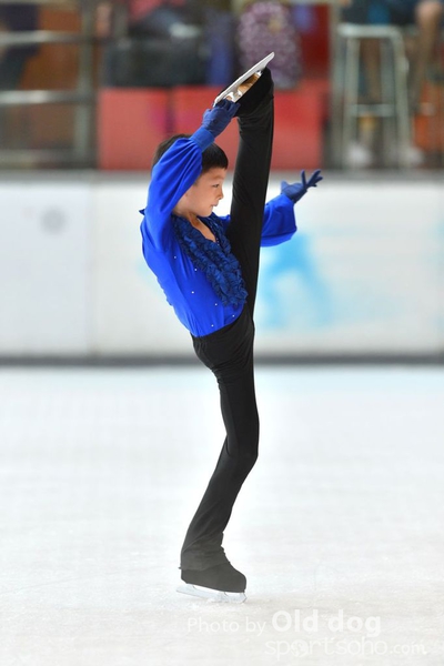 Skating (241)