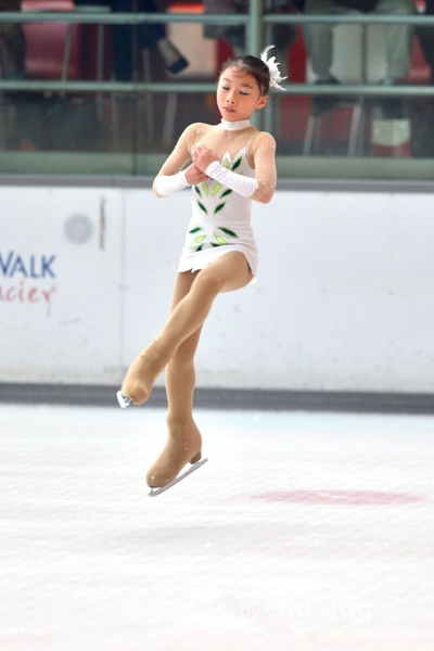 Skating (274)