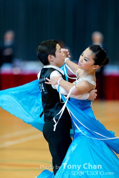 dance024