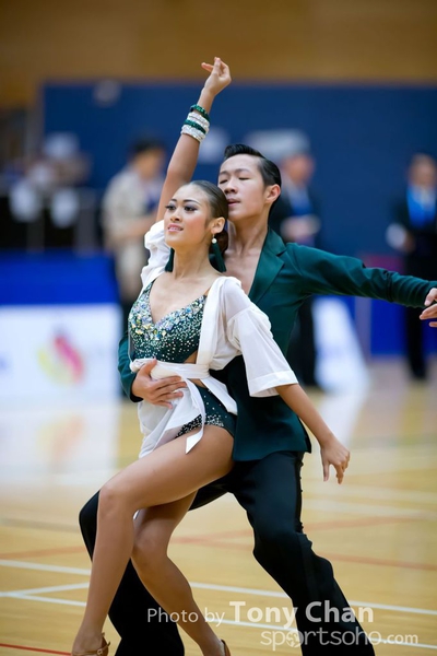 dance082