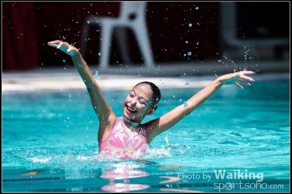 140830 Synchronized 0147