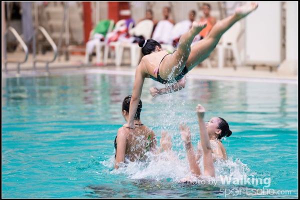 140831 Synchronized 0031