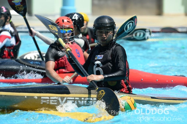 Canoe Polo (100)