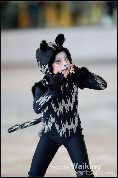 141006 Skating - 0041