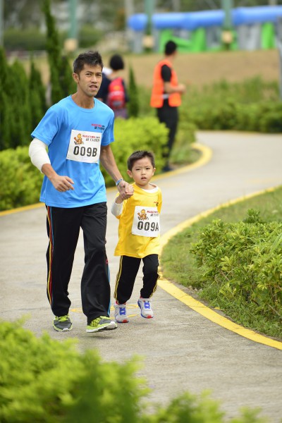 Marathon 2014 Kids Run_0011 (2)a