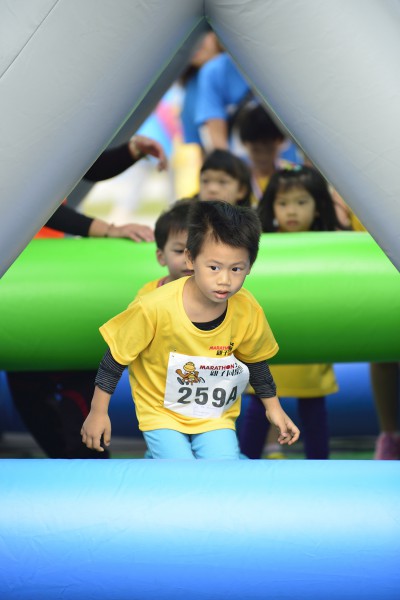 Marathon 2014 Kids Run_0120 (2)a