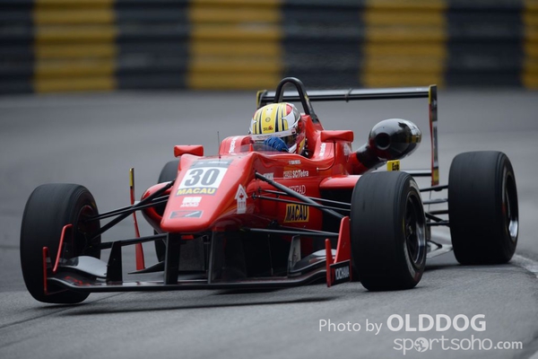 grand prix (10)