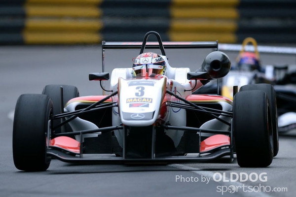 grand prix (24)