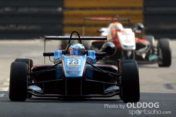 grand prix (81)