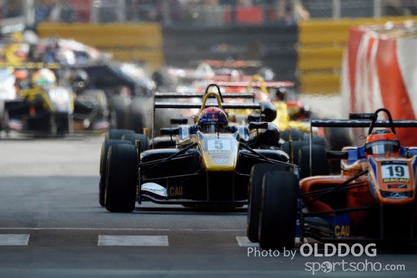 grand prix (83)