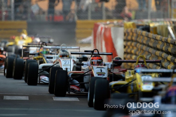 grand prix (84)
