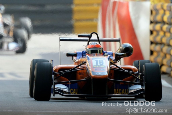 grand prix (92)