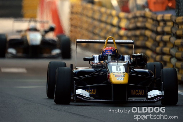 grand prix (95)