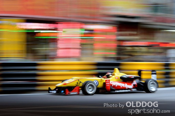 grand prix (97)