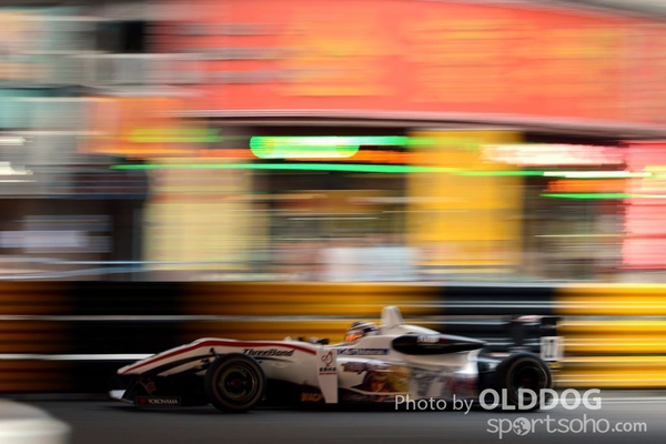 grand prix (99)