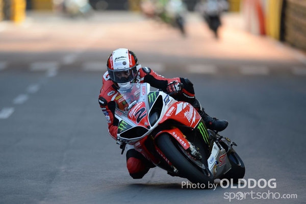 grand prix (116)