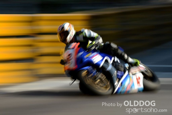 grand prix (122)