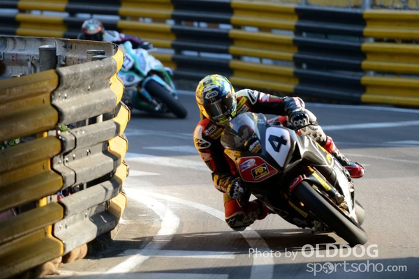 grand prix (127)
