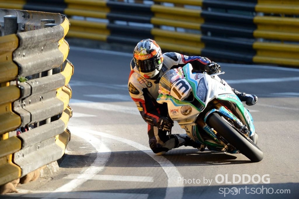 grand prix (128)