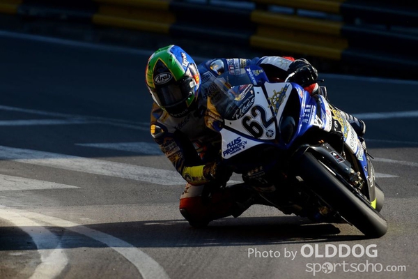 grand prix (133)