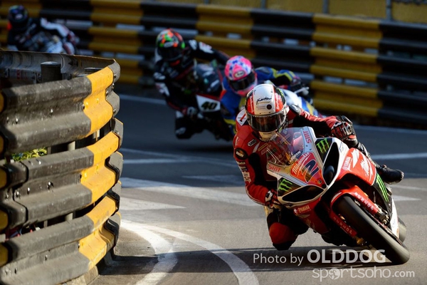 grand prix (135)