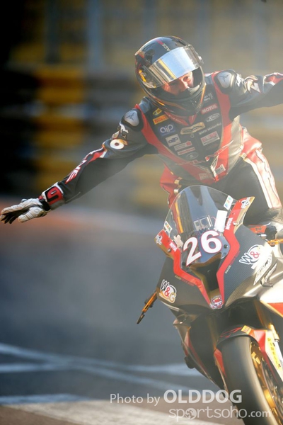 grand prix (152)
