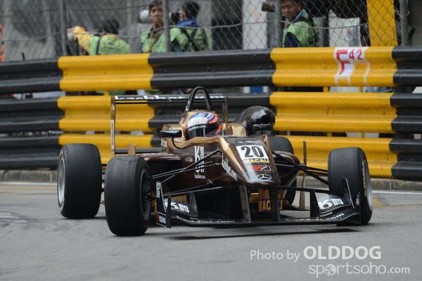 grand prix (94)