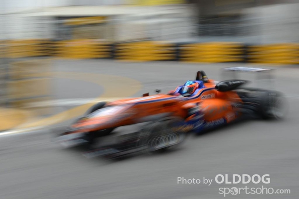 grand prix (106)
