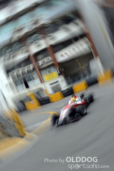 grand prix (107)