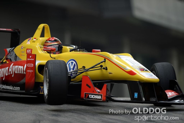 grand prix (225)
