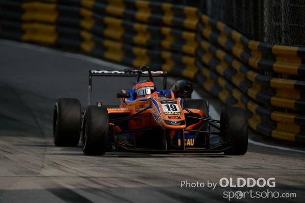 grand prix (227)