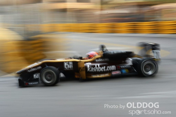 grand prix (230)