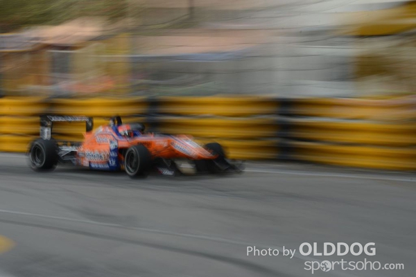grand prix (235)