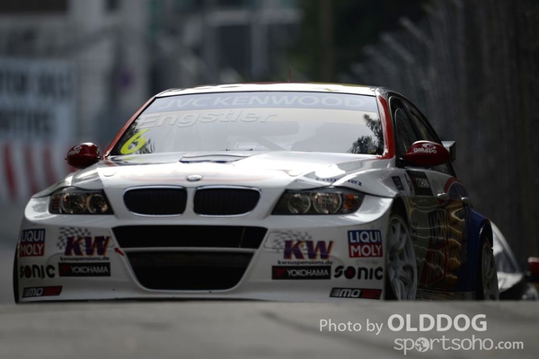 grand prix (246)